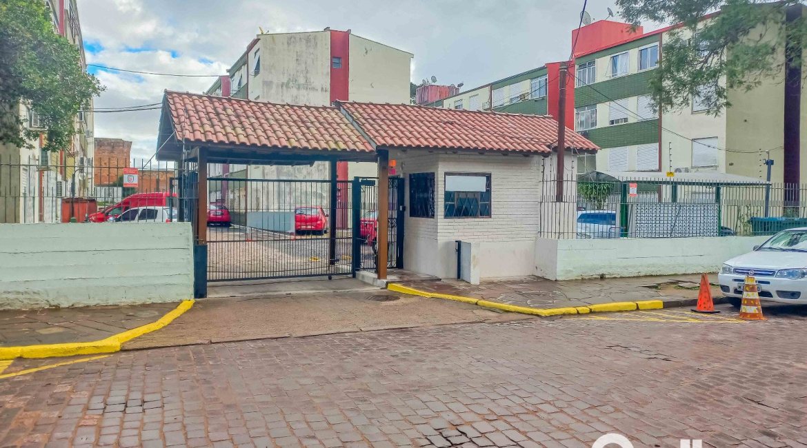 Apartamento à venda com 37m², 1 dormitório, 1 vaga, no bairro Cavalhada em Porto Alegre
