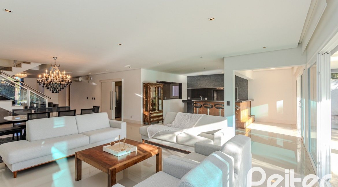 Casa em Condomínio à venda com 361m², 3 dormitórios, 3 suítes, no bairro Terra Ville em PORTO ALEGRE