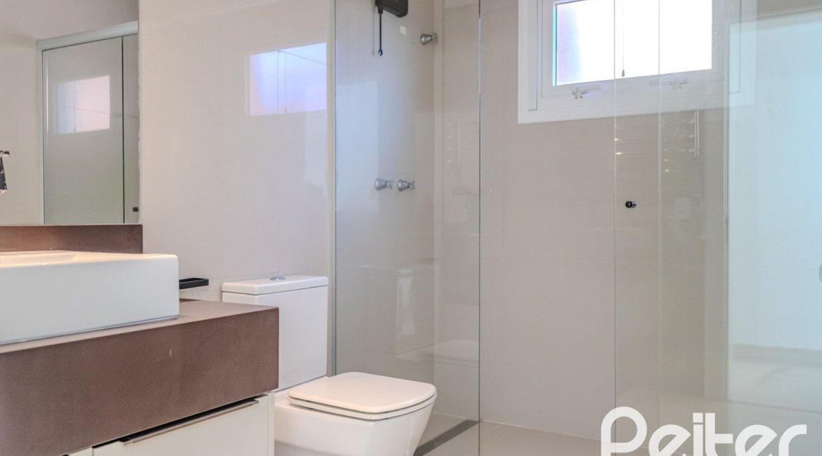 Casa em Condomínio à venda com 361m², 3 dormitórios, 3 suítes, no bairro Terra Ville em PORTO ALEGRE