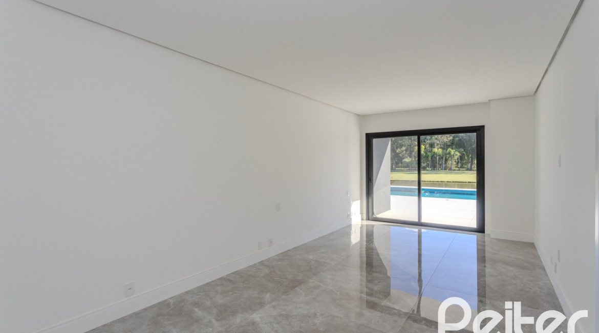 Casa em Condomínio à venda com 392m², 4 dormitórios, 4 suítes, 4 vagas, no bairro Terra Ville em PORTO ALEGRE