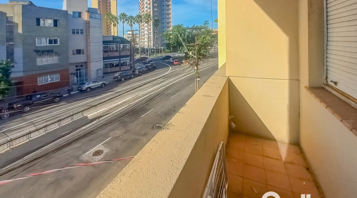 Apartamento à venda com 62m², 2 dormitórios, no bairro Partenon em Porto Alegre