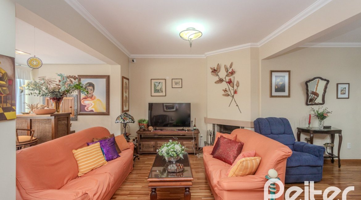 Apartamento à venda com 136m², 3 dormitórios, 1 suíte, 2 vagas, no bairro Tristeza em PORTO ALEGRE