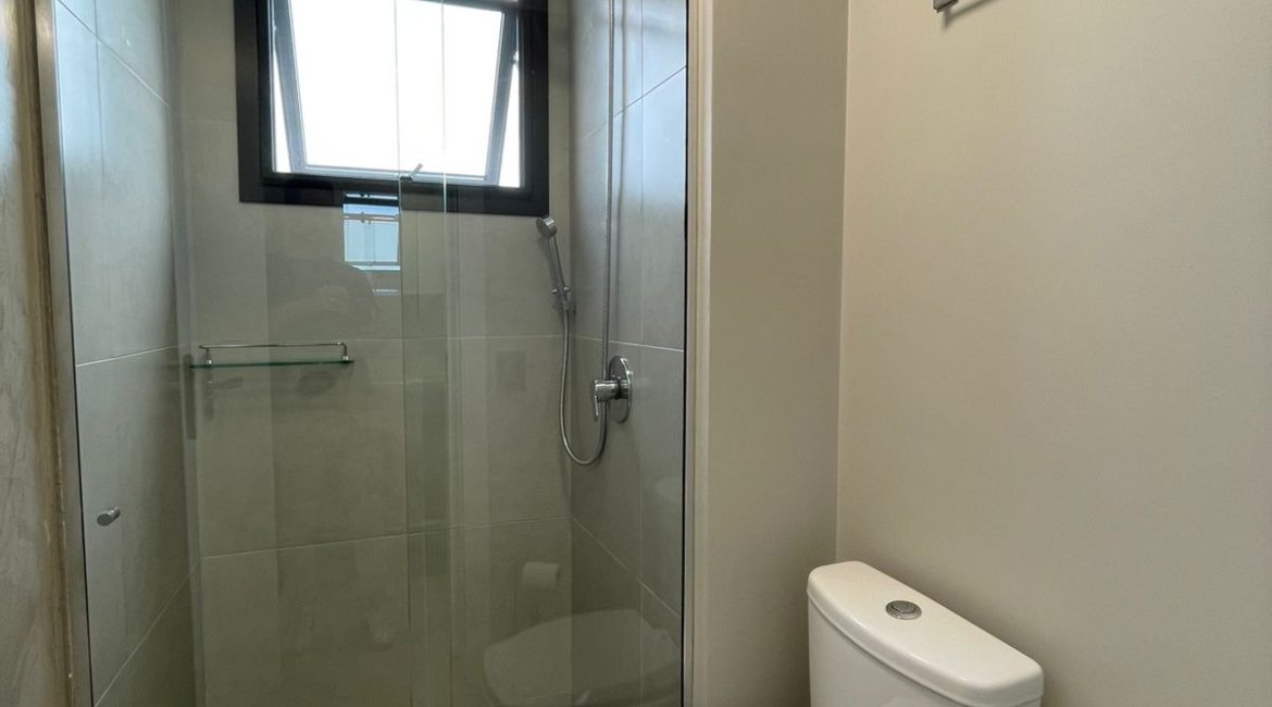 Apartamento à venda com 107m², 3 dormitórios, 3 suítes, 2 vagas, no bairro Nonoai em Porto Alegre