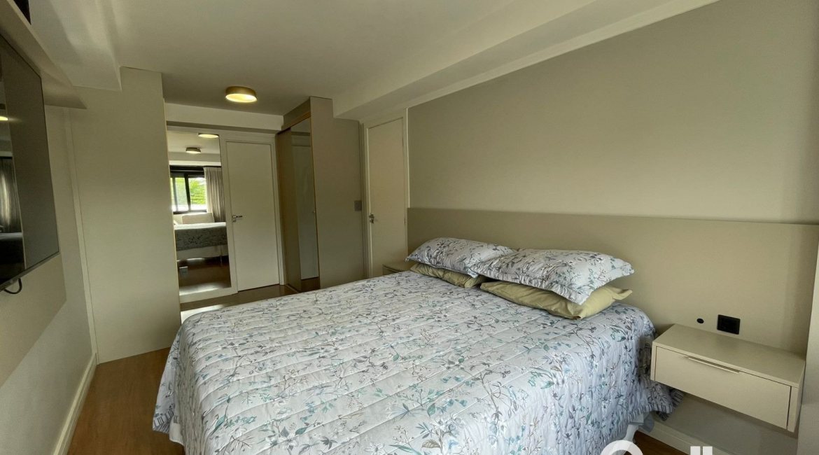 Apartamento à venda com 107m², 3 dormitórios, 3 suítes, 2 vagas, no bairro Nonoai em Porto Alegre