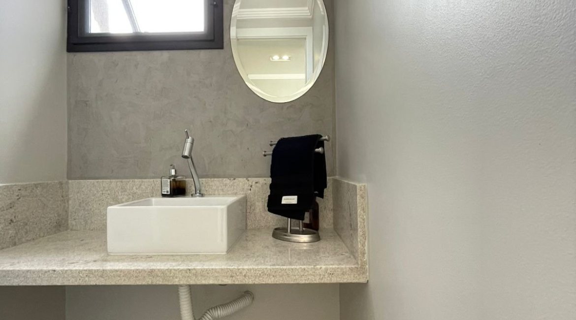 Apartamento à venda com 107m², 3 dormitórios, 3 suítes, 2 vagas, no bairro Nonoai em Porto Alegre