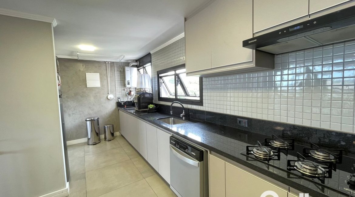 Apartamento à venda com 107m², 3 dormitórios, 3 suítes, 2 vagas, no bairro Nonoai em Porto Alegre