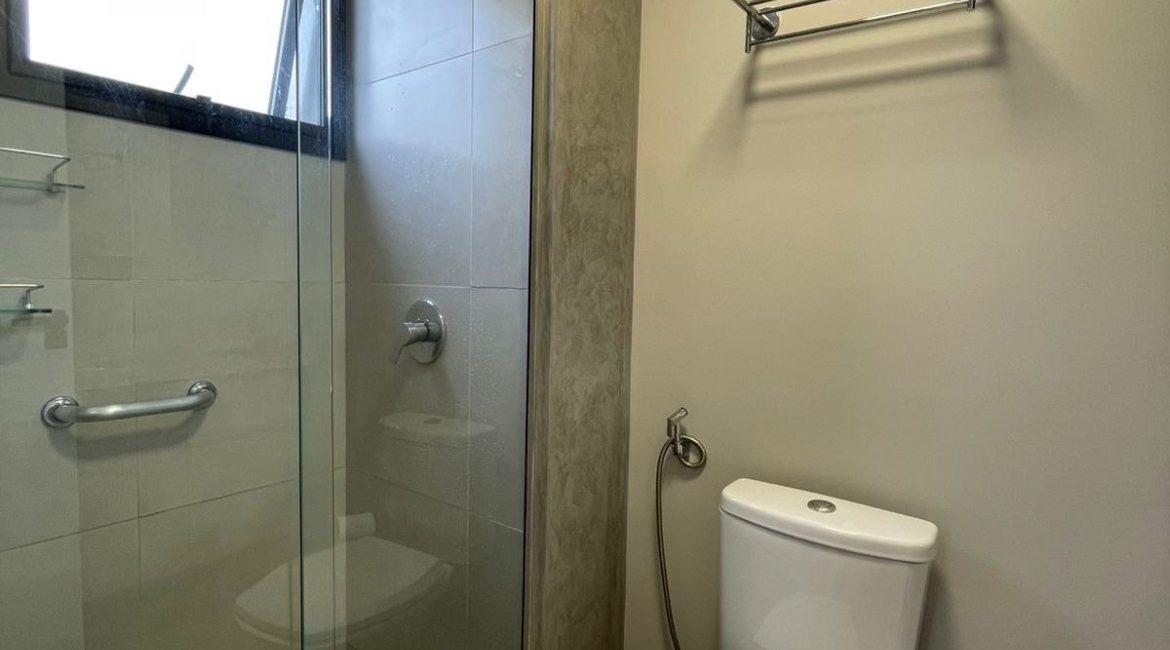 Apartamento à venda com 107m², 3 dormitórios, 3 suítes, 2 vagas, no bairro Nonoai em Porto Alegre