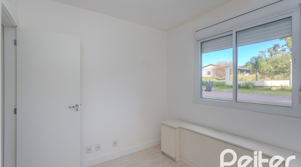 Apartamento à venda com 57m², 2 dormitórios, 1 suíte, 1 vaga, no bairro Vila Nova em PORTO ALEGRE