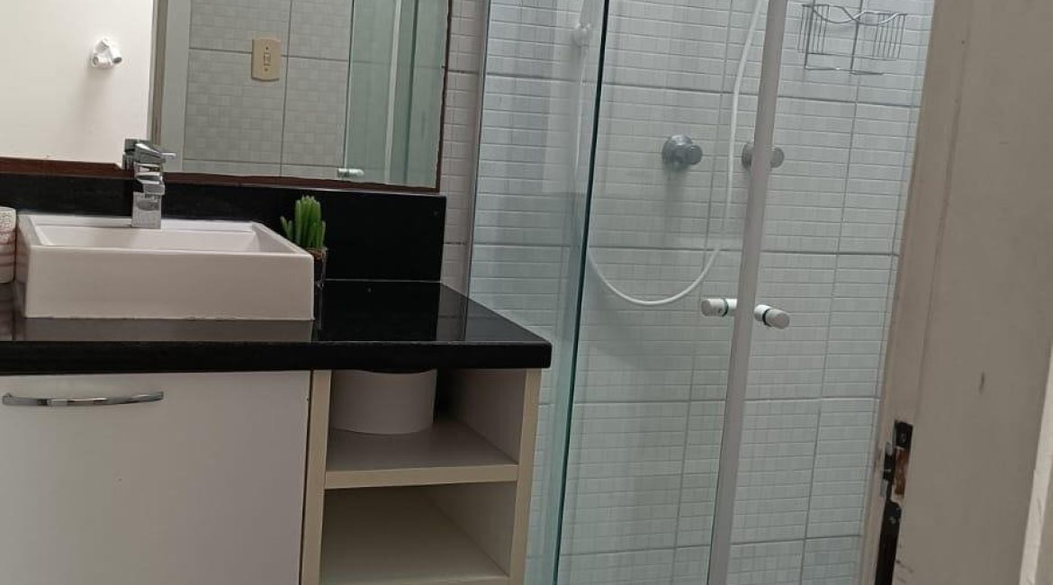 Casa à venda com 139m², 3 dormitórios, 1 suíte, 1 vaga, no bairro Hípica em Porto Alegre