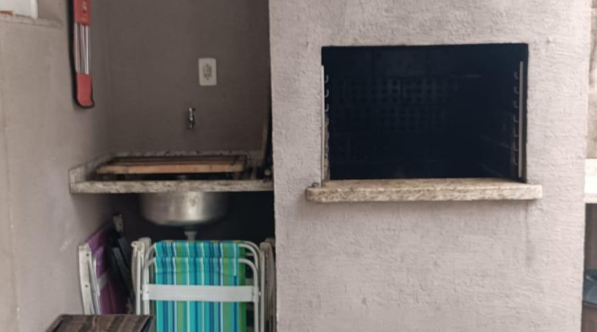Casa à venda com 139m², 3 dormitórios, 1 suíte, 1 vaga, no bairro Hípica em Porto Alegre