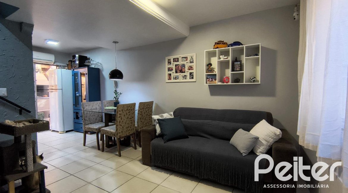 Casa em Condomínio à venda com 89m², 3 dormitórios, 2 vagas, no bairro Santa Tereza em Porto Alegre