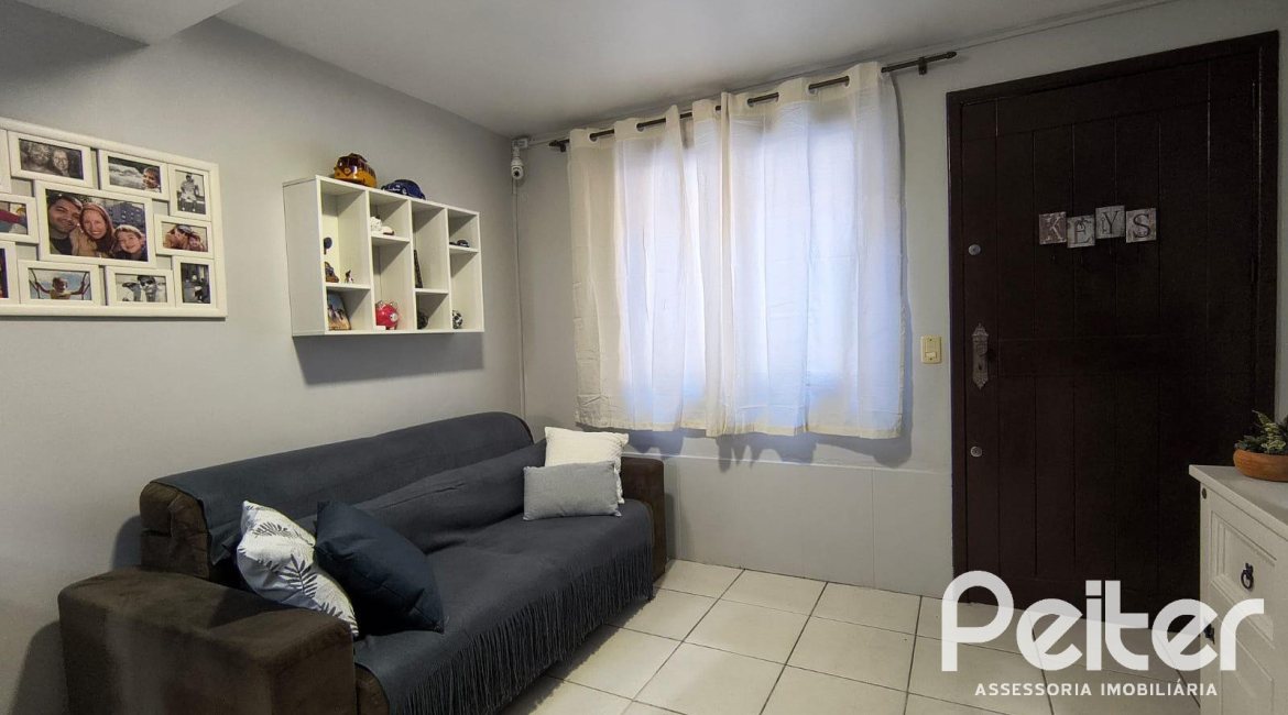Casa em Condomínio à venda com 89m², 3 dormitórios, 2 vagas, no bairro Santa Tereza em Porto Alegre