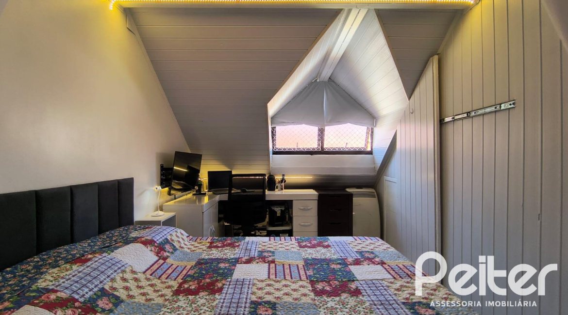 Casa em Condomínio à venda com 89m², 3 dormitórios, 2 vagas, no bairro Santa Tereza em Porto Alegre