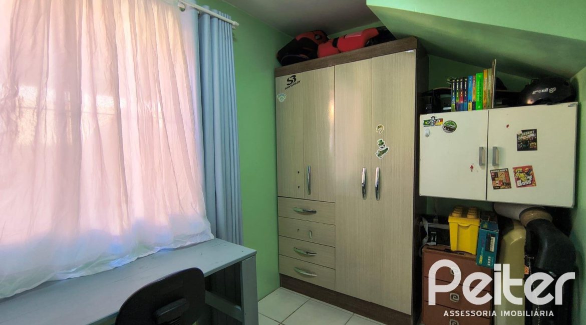 Casa em Condomínio à venda com 89m², 3 dormitórios, 2 vagas, no bairro Santa Tereza em Porto Alegre