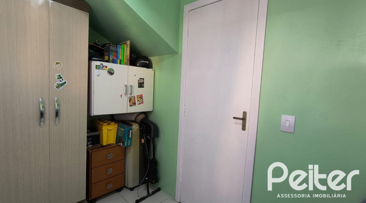 Casa em Condomínio à venda com 89m², 3 dormitórios, 2 vagas, no bairro Santa Tereza em Porto Alegre