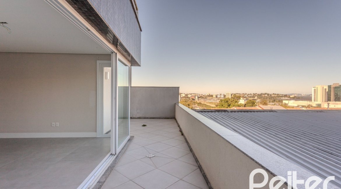 Apartamento à venda com 161m², 3 dormitórios, 3 suítes, 3 vagas, no bairro Cristal em Porto Alegre
