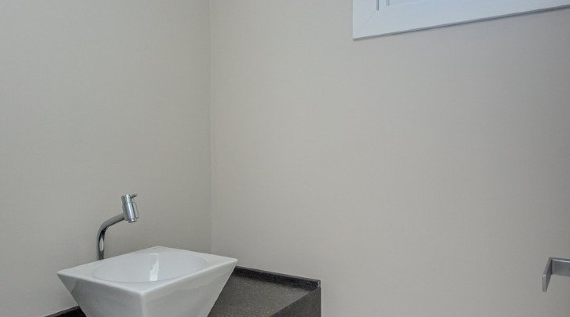 Apartamento à venda com 161m², 3 dormitórios, 3 suítes, 3 vagas, no bairro Cristal em Porto Alegre