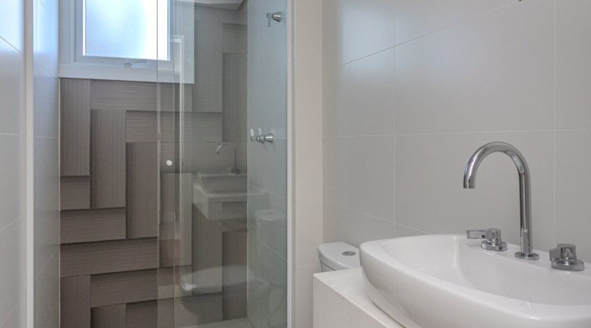Apartamento à venda com 161m², 3 dormitórios, 3 suítes, 3 vagas, no bairro Cristal em Porto Alegre