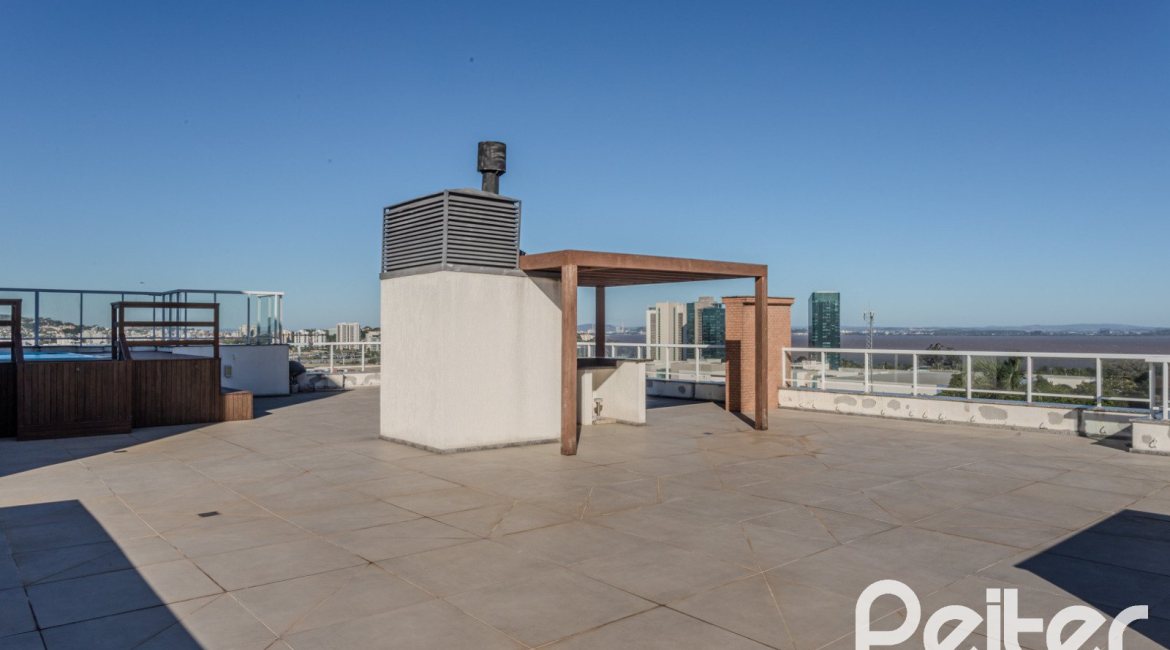 Apartamento à venda com 161m², 3 dormitórios, 3 suítes, 3 vagas, no bairro Cristal em Porto Alegre