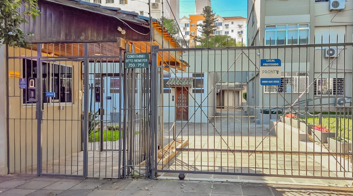 Apartamento à venda com 55m², 2 dormitórios, no bairro Tristeza em Porto Alegre