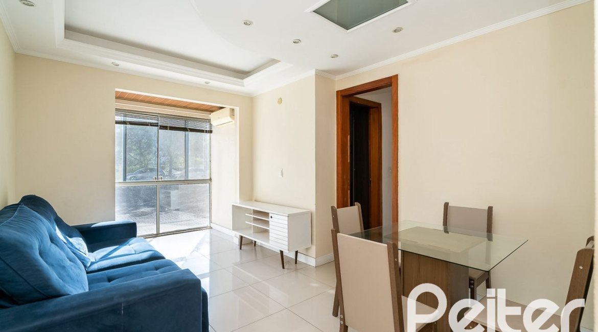 Apartamento à venda com 55m², 2 dormitórios, 1 vaga, no bairro Sarandi em Porto Alegre