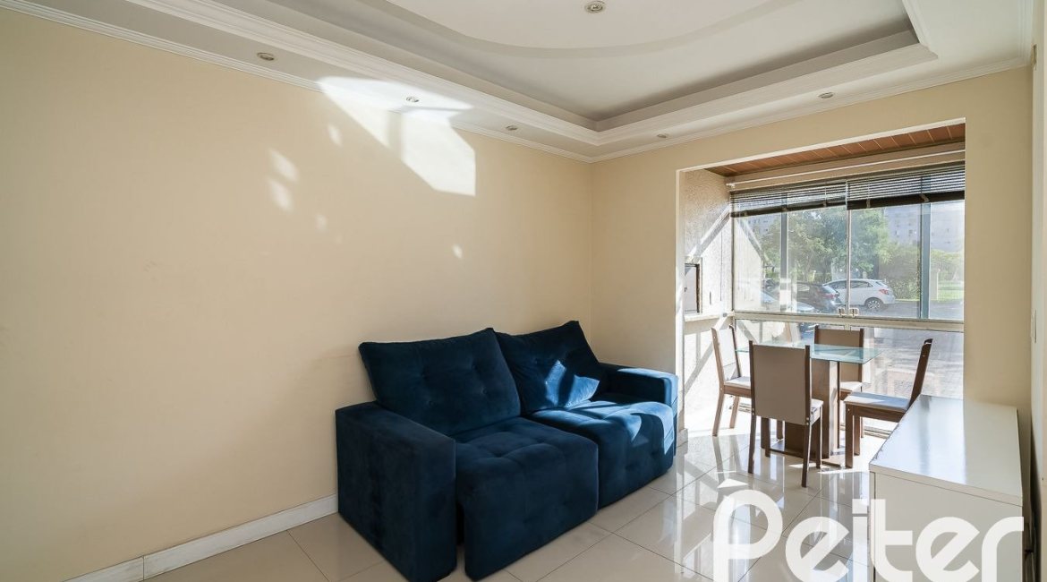 Apartamento à venda com 55m², 2 dormitórios, 1 vaga, no bairro Sarandi em Porto Alegre