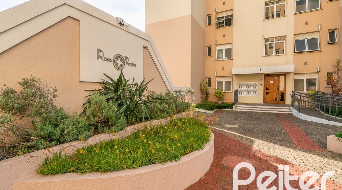 Apartamento à venda com 55m², 2 dormitórios, 1 vaga, no bairro Sarandi em Porto Alegre