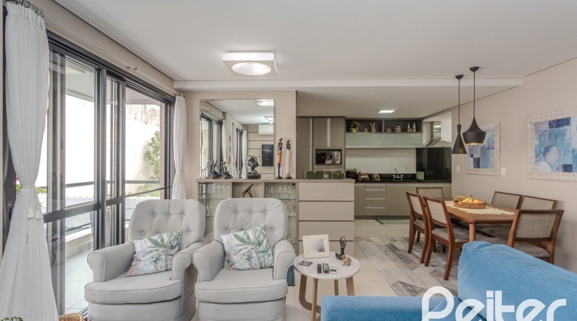 Apartamento à venda com 108m², 3 dormitórios, 1 suíte, 1 vaga, no bairro Tristeza em Porto Alegre