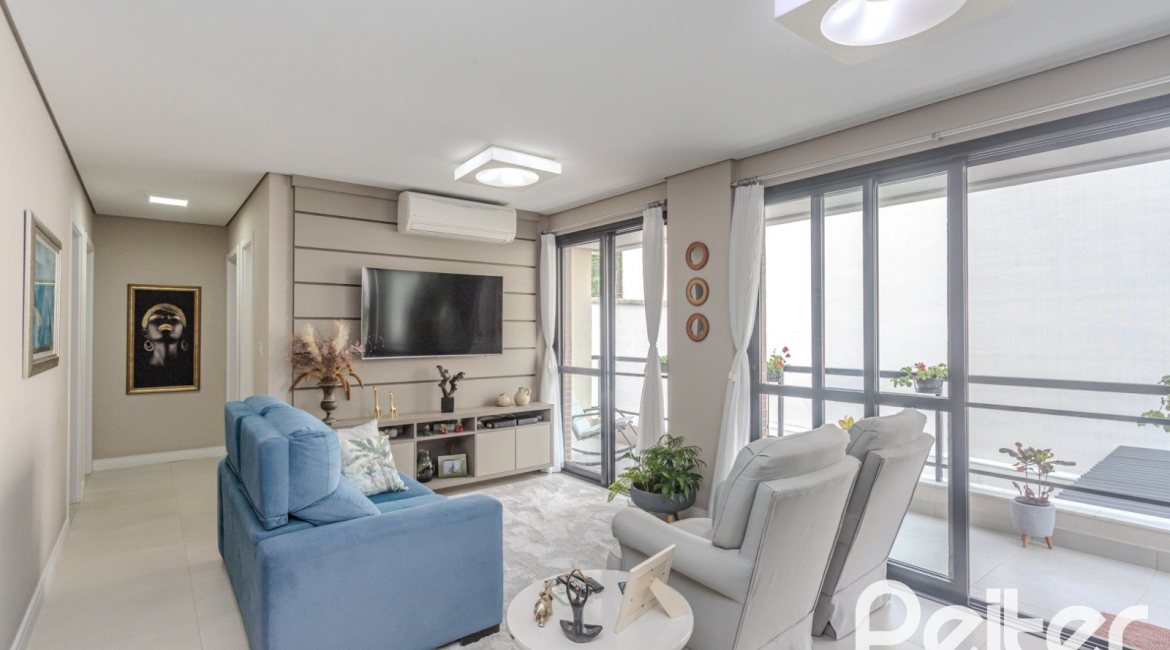 Apartamento à venda com 108m², 3 dormitórios, 1 suíte, 1 vaga, no bairro Tristeza em Porto Alegre