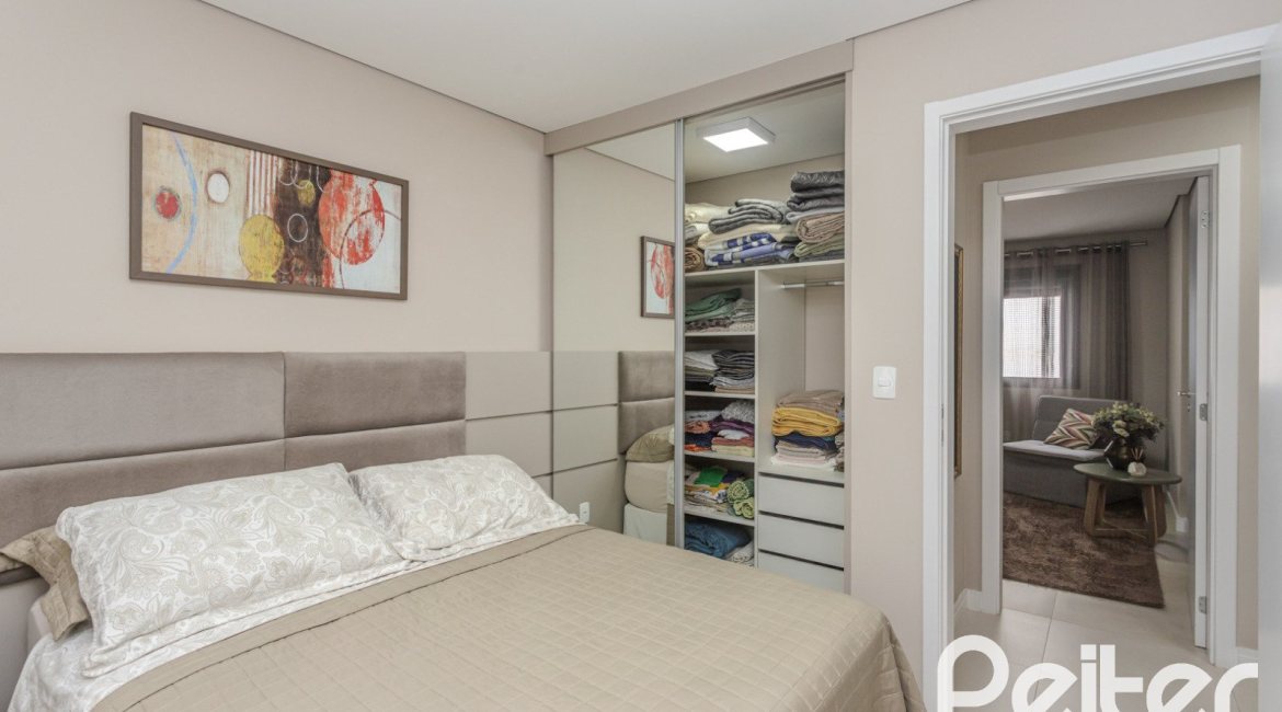 Apartamento à venda com 108m², 3 dormitórios, 1 suíte, 1 vaga, no bairro Tristeza em Porto Alegre