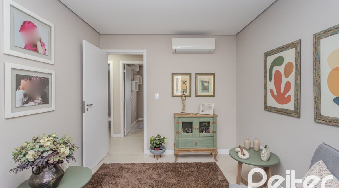 Apartamento à venda com 108m², 3 dormitórios, 1 suíte, 1 vaga, no bairro Tristeza em Porto Alegre
