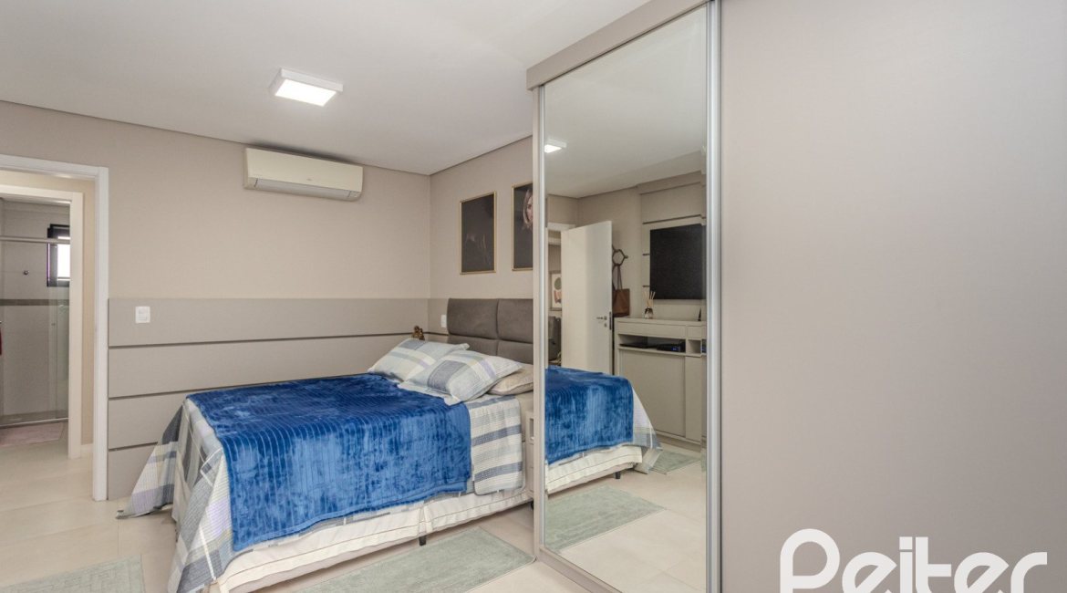 Apartamento à venda com 108m², 3 dormitórios, 1 suíte, 1 vaga, no bairro Tristeza em Porto Alegre
