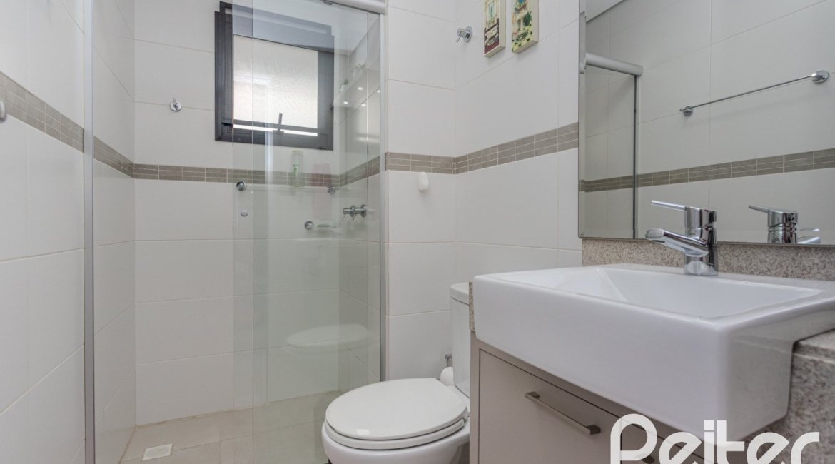 Apartamento à venda com 108m², 3 dormitórios, 1 suíte, 1 vaga, no bairro Tristeza em Porto Alegre