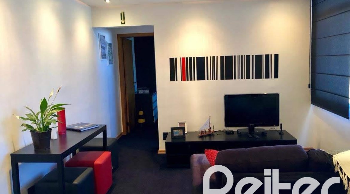Apartamento à venda com 41m², 1 dormitório, 1 vaga, no bairro Tristeza em Porto Alegre