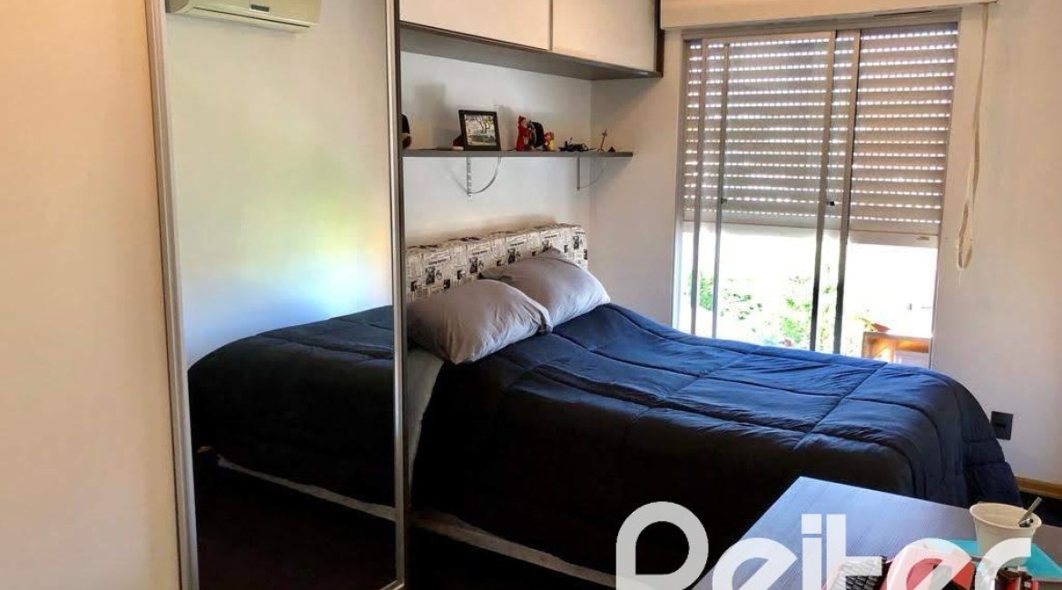 Apartamento à venda com 41m², 1 dormitório, 1 vaga, no bairro Tristeza em Porto Alegre