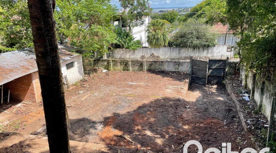 Terreno à venda com 470m², no bairro Vila Conceição em Porto Alegre