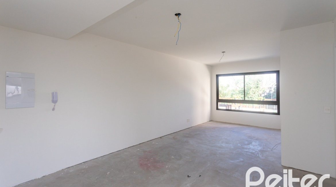 Apartamento à venda com 70m², 2 dormitórios, 1 suíte, 2 vagas, no bairro Tristeza em Porto Alegre