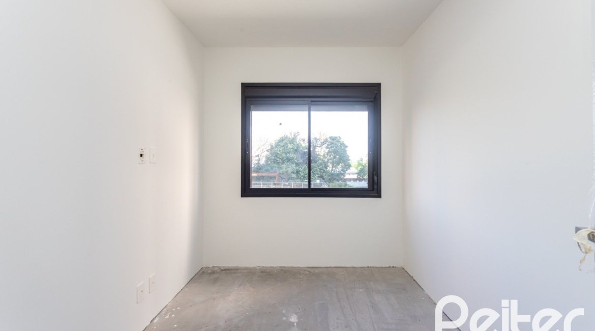 Apartamento à venda com 70m², 2 dormitórios, 1 suíte, 2 vagas, no bairro Tristeza em Porto Alegre