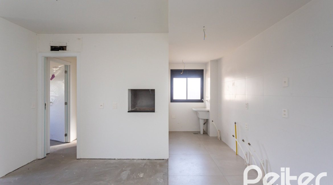 Apartamento à venda com 70m², 2 dormitórios, 1 suíte, 2 vagas, no bairro Tristeza em Porto Alegre