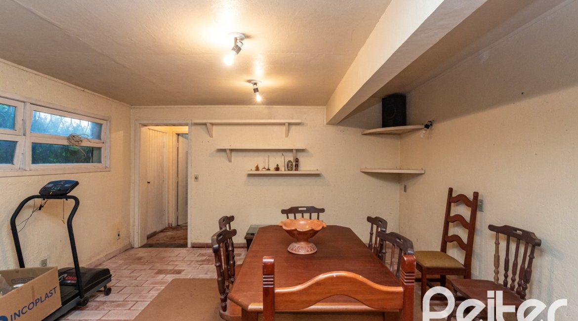 Casa em Condomínio à venda com 363m², 3 dormitórios, 2 suítes, 4 vagas, no bairro Cavalhada em PORTO ALEGRE