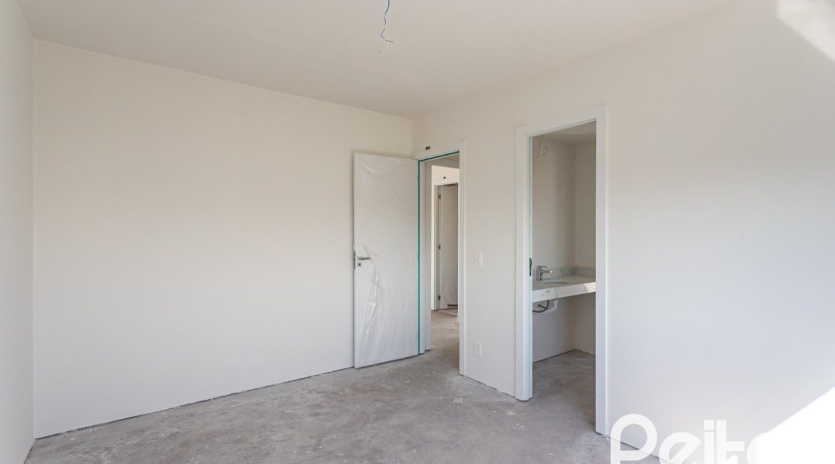 Apartamento à venda com 103m², 3 dormitórios, 3 suítes, 2 vagas, no bairro Tristeza em Porto Alegre