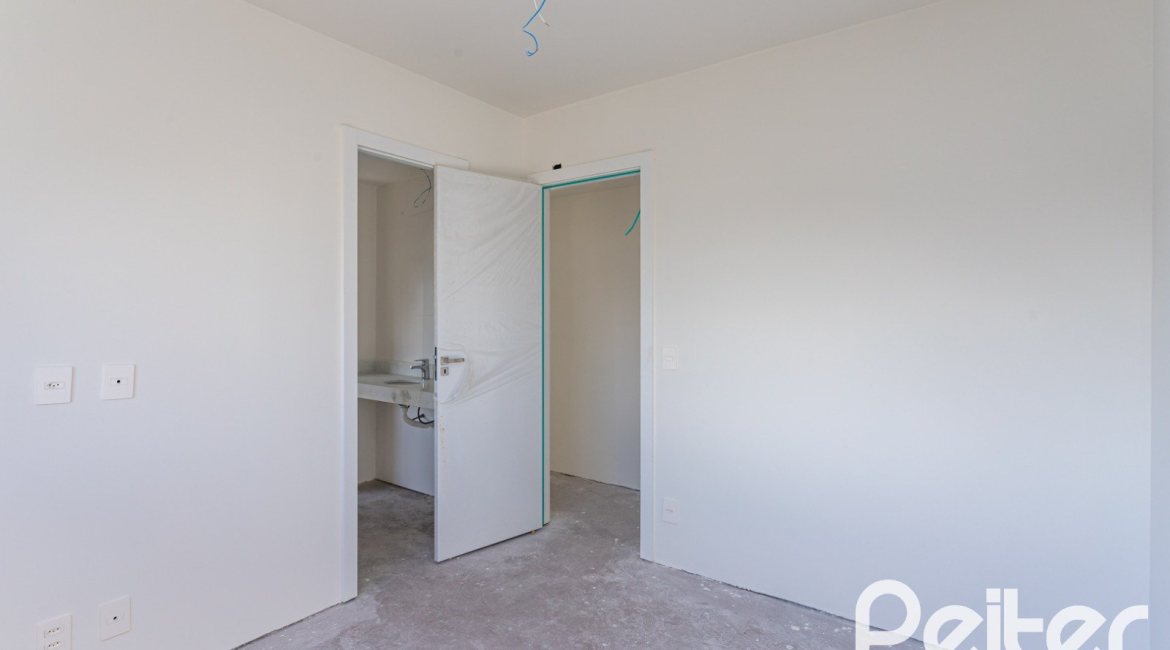 Apartamento à venda com 103m², 3 dormitórios, 3 suítes, 2 vagas, no bairro Tristeza em Porto Alegre