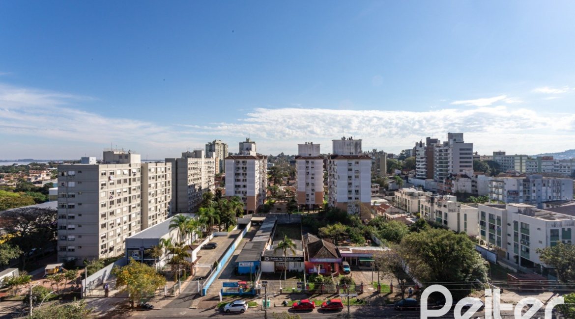 Apartamento à venda com 103m², 3 dormitórios, 3 suítes, 2 vagas, no bairro Tristeza em Porto Alegre