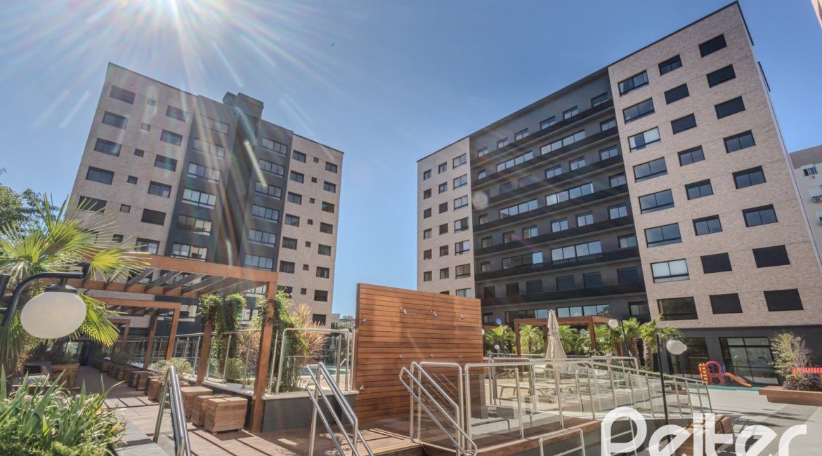 Apartamento à venda com 103m², 3 dormitórios, 3 suítes, 2 vagas, no bairro Tristeza em Porto Alegre