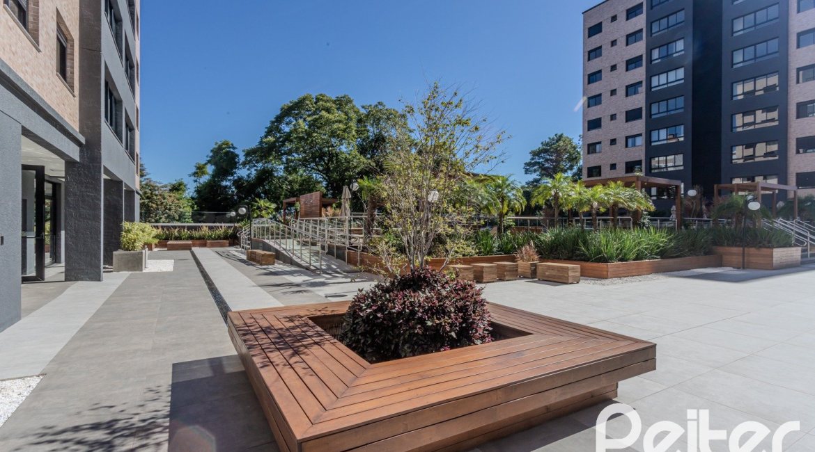 Apartamento à venda com 103m², 3 dormitórios, 3 suítes, 2 vagas, no bairro Tristeza em Porto Alegre