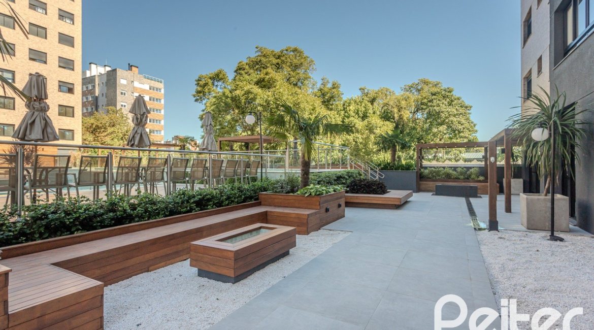 Apartamento à venda com 103m², 3 dormitórios, 3 suítes, 2 vagas, no bairro Tristeza em Porto Alegre