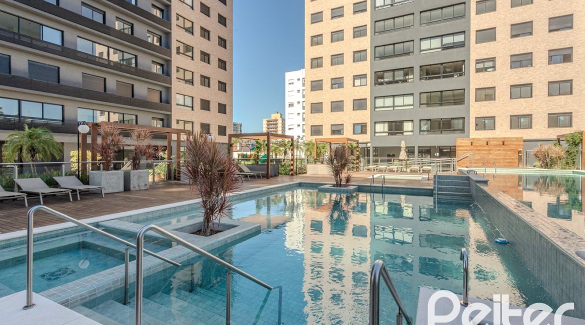 Apartamento à venda com 103m², 3 dormitórios, 3 suítes, 2 vagas, no bairro Tristeza em Porto Alegre
