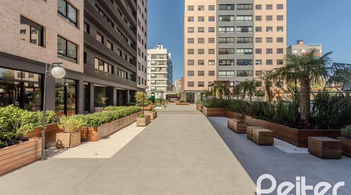 Apartamento à venda com 103m², 3 dormitórios, 3 suítes, 2 vagas, no bairro Tristeza em Porto Alegre