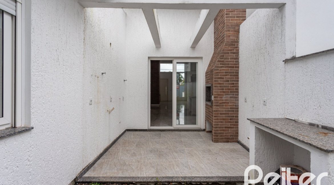 Casa em Condomínio à venda com 90m², 3 dormitórios, 1 suíte, 2 vagas, no bairro Aberta dos Morros em Porto Alegre