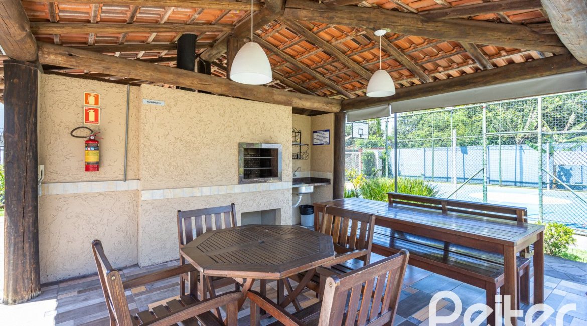 Casa em Condomínio à venda com 90m², 3 dormitórios, 1 suíte, 2 vagas, no bairro Aberta dos Morros em Porto Alegre